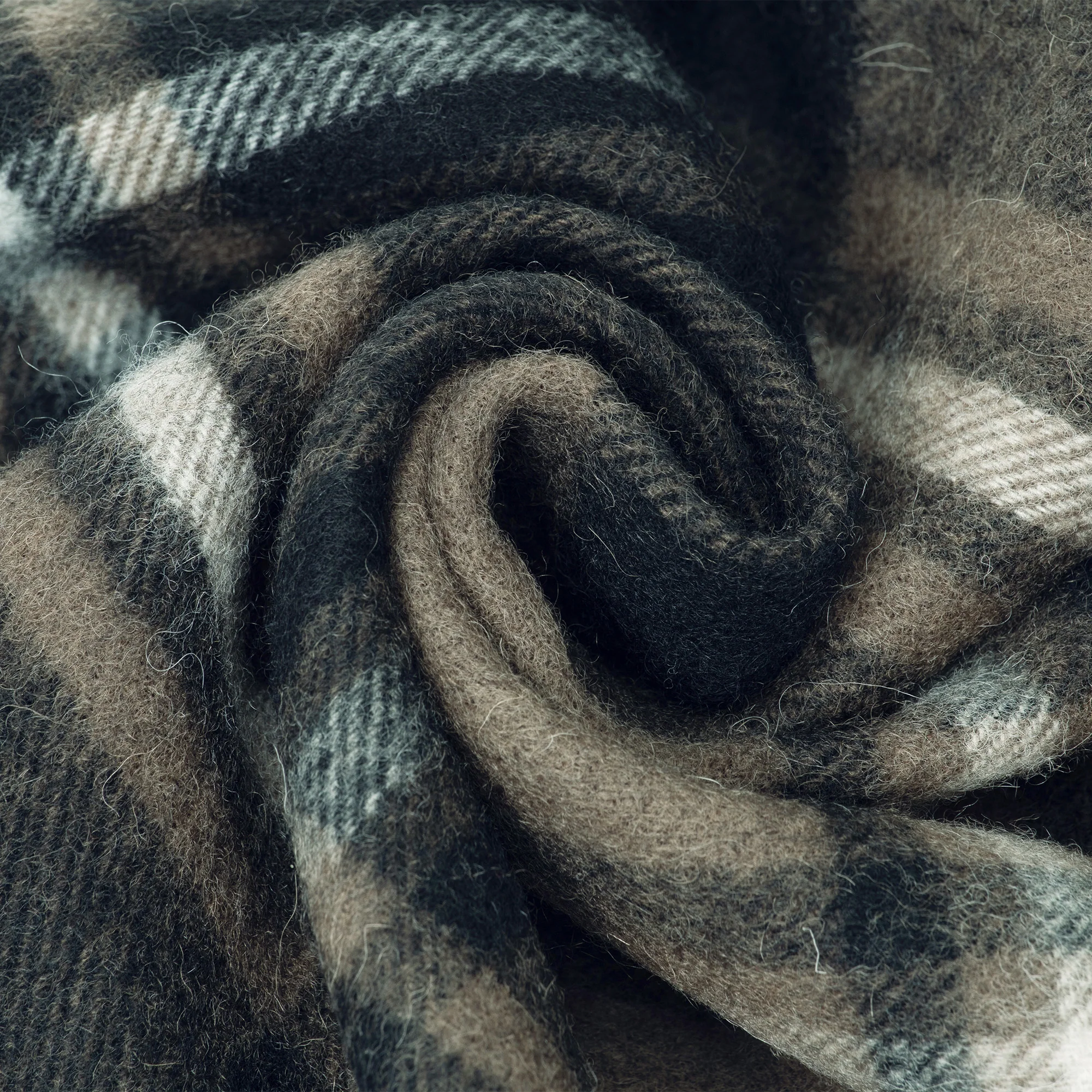 Australian Merino Wool Check Scarf - Image 10