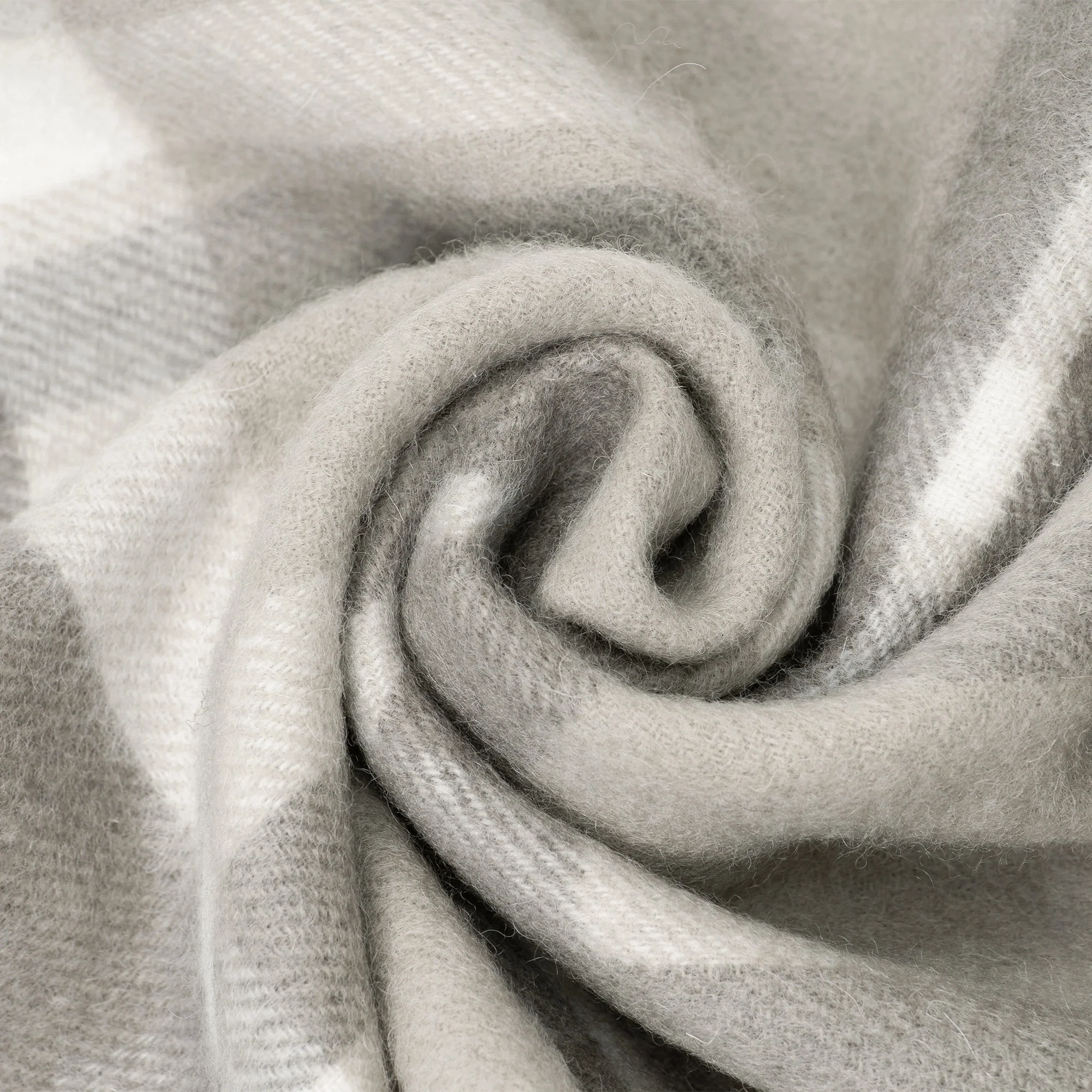 Australian Merino Wool Check Scarf II - Image 35