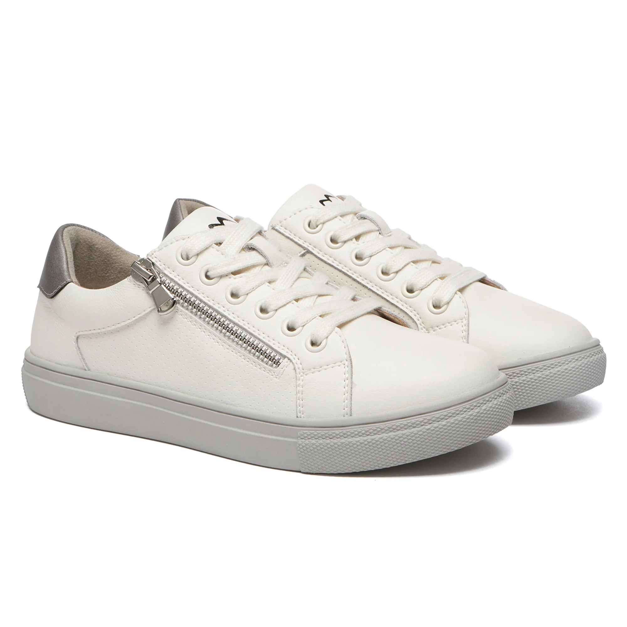 Chloe White Leather Sneakers - Image 4