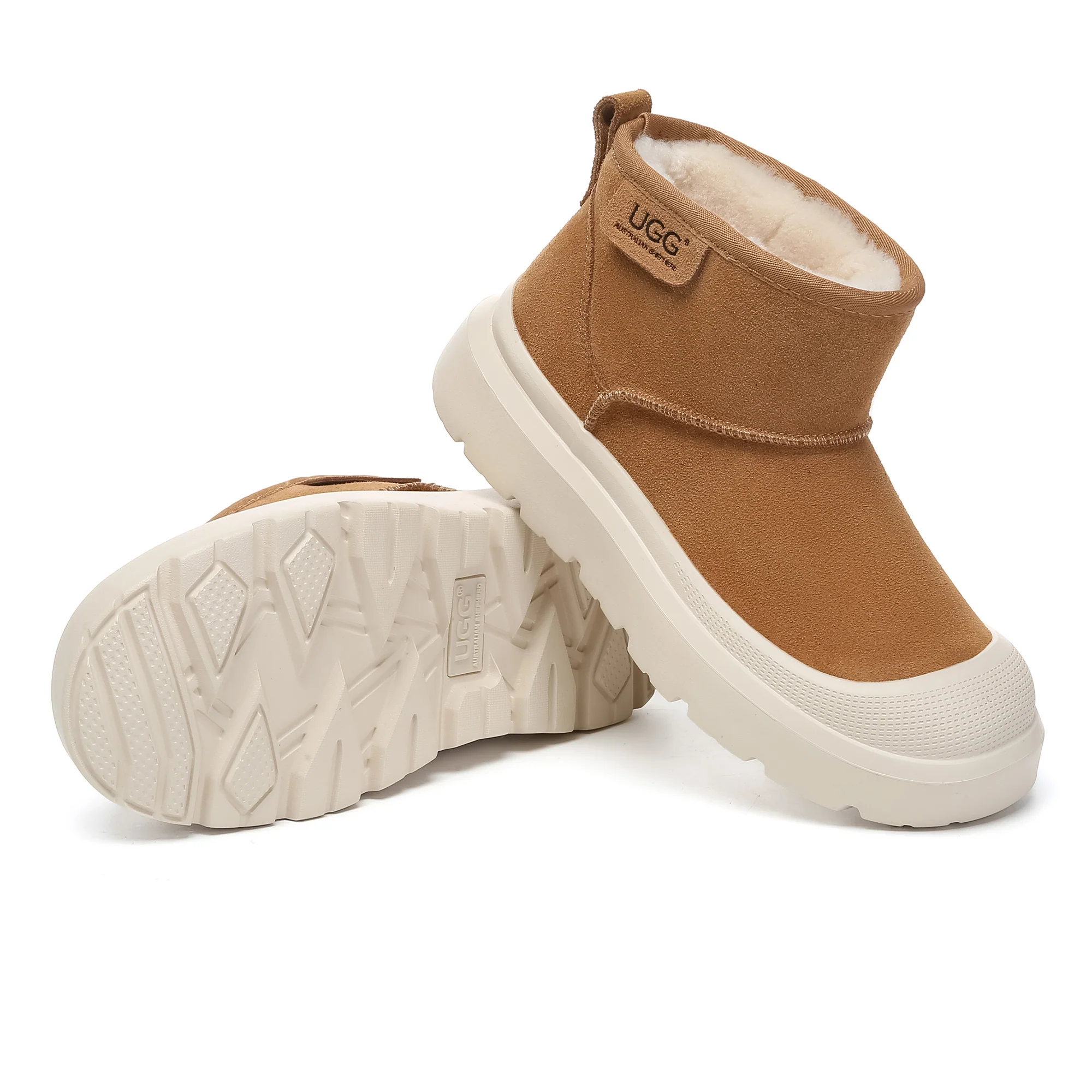 UGG Outdoor Mini Classic Platform Boots - Image 5