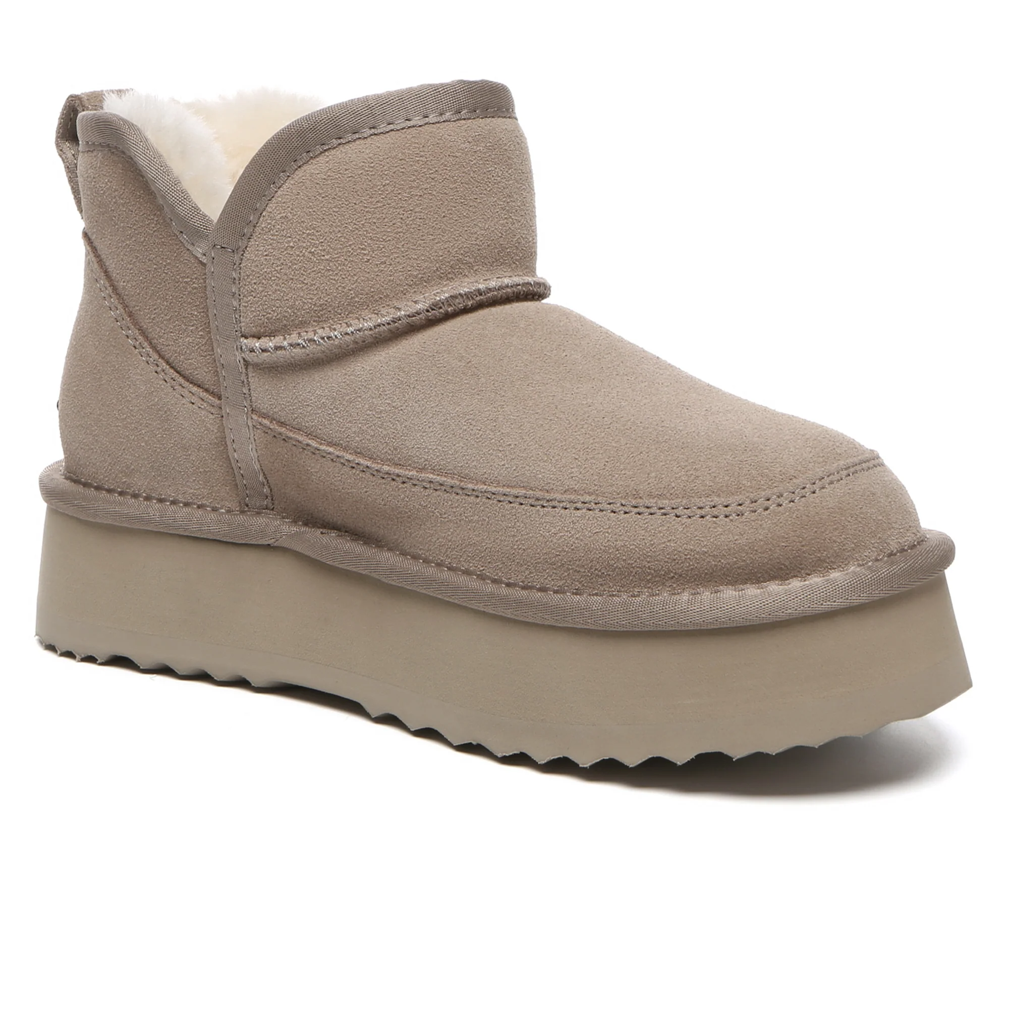 V Ankle Ultra Mini Platform UGG Boots - Image 2