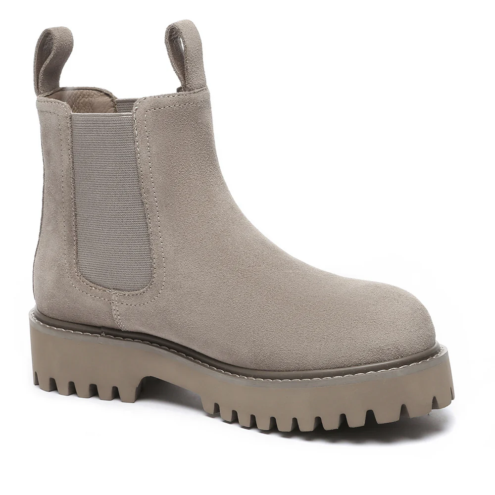 Women Chelsea Boots - Image 15